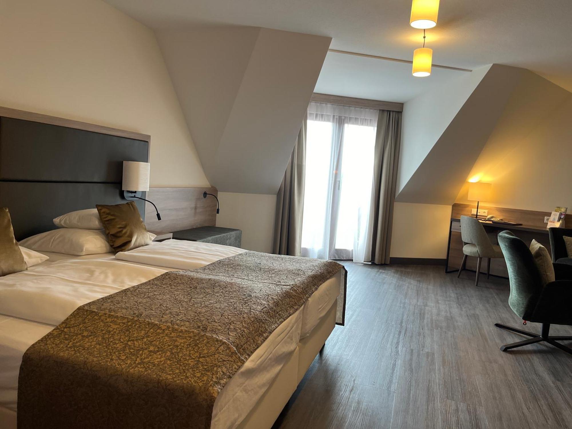 Flair Park Hotel Ilshofen Ngoại thất bức ảnh